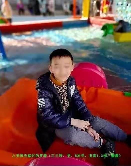 DƬ